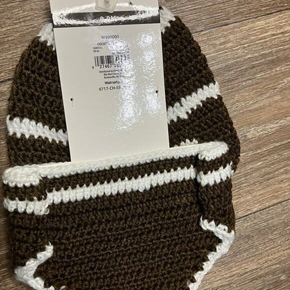 NWT Football Photo outfit for babies unisex hat and diaper cover - Picture 3 of 6